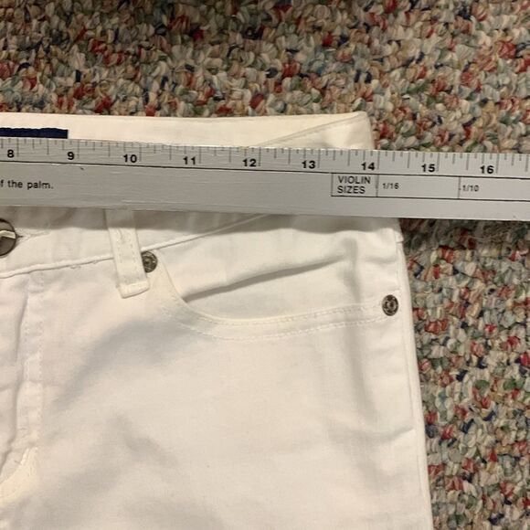 Trina Turk White Mid Rise Straight Leg Ankle Cropped Leg Jeans Size 4 - Picture 8 of 11